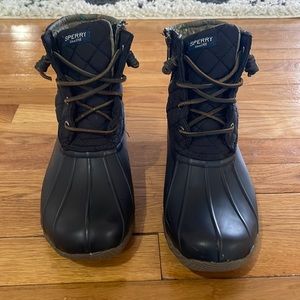 Sperry boots. Woman size 8.5. Black